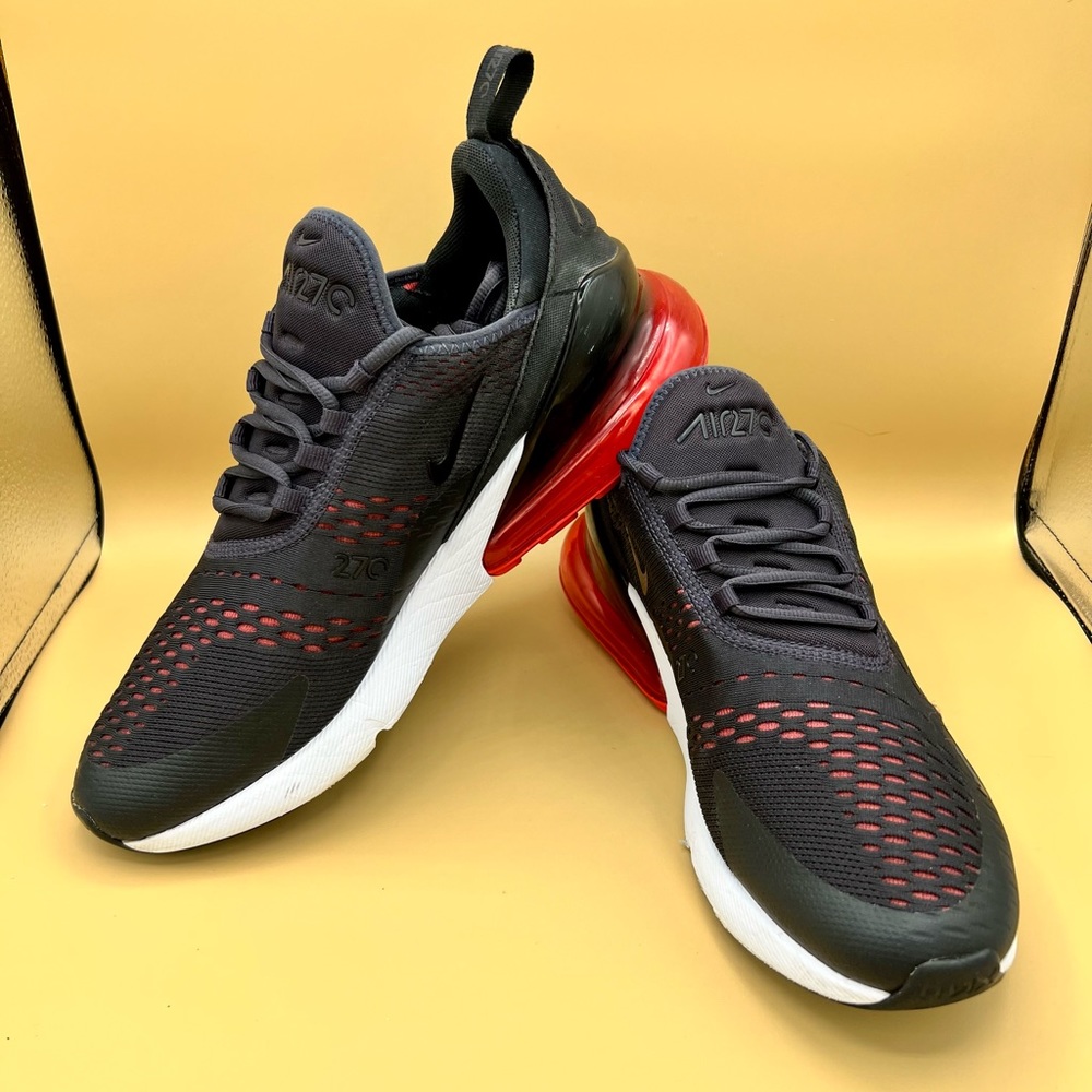 Nike Air Max 270 “Bred”. AH8050-013 Mens Size 10.5